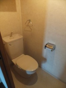 水廻りをリフレッシュ!壁面収納でTV周辺がスッキリ 水廻りをリフレッシュ!壁面収納でTV周辺がスッキリ